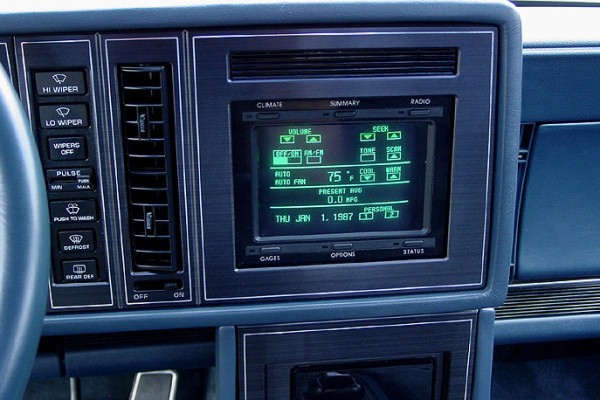 Chrysler lebaron computer