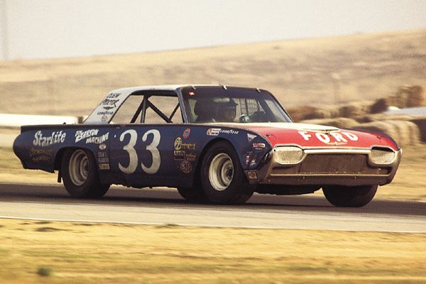 In the daytona 500 auto race a ford thunderbird #3