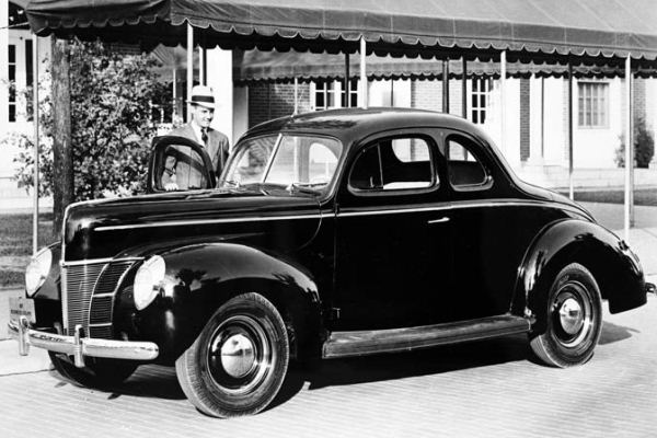 1940 Ford deluxe utility