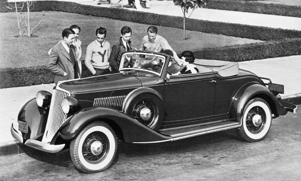 Trendsetter: The 1932-1935 Graham Blue Streak | Mac's Motor City Garage